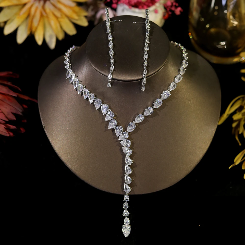 2024 Fashion Zircon Pendant Choker Water Drop for Women Vintage Clavicle Chain Crystal Collar Necklace Bridal Jewelry Sets Gift 2024 Fashion Zircon Pendant Choker Water Drop for Women Vintage Clavicle Chain Crystal Collar Necklace Bridal Jewelry Sets Gift